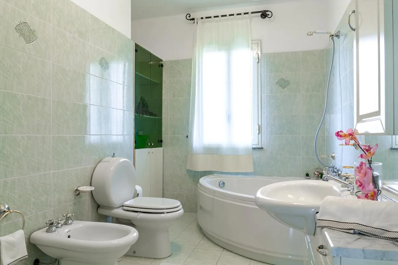 מסקלי Villa Trea איטליה